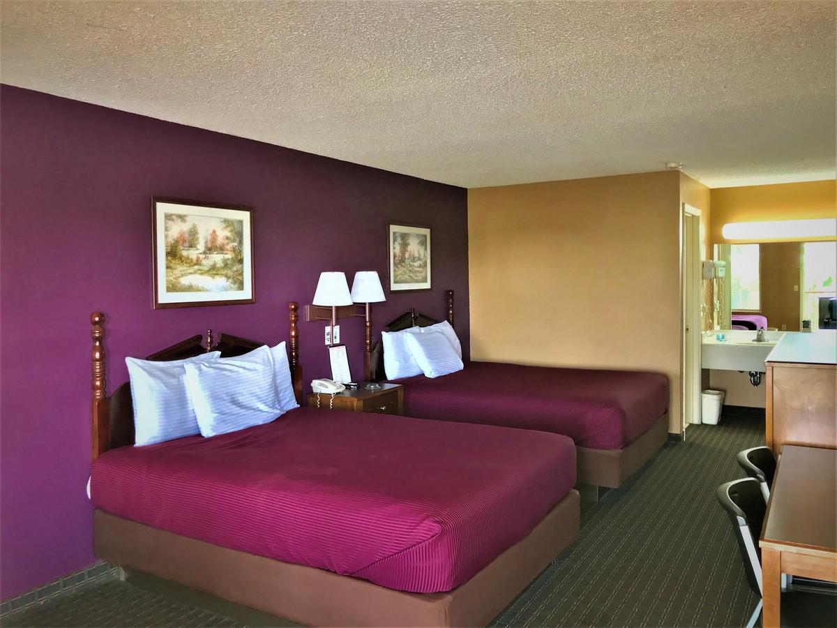 Star Plus Inn & Suites Selmer Exteriör bild